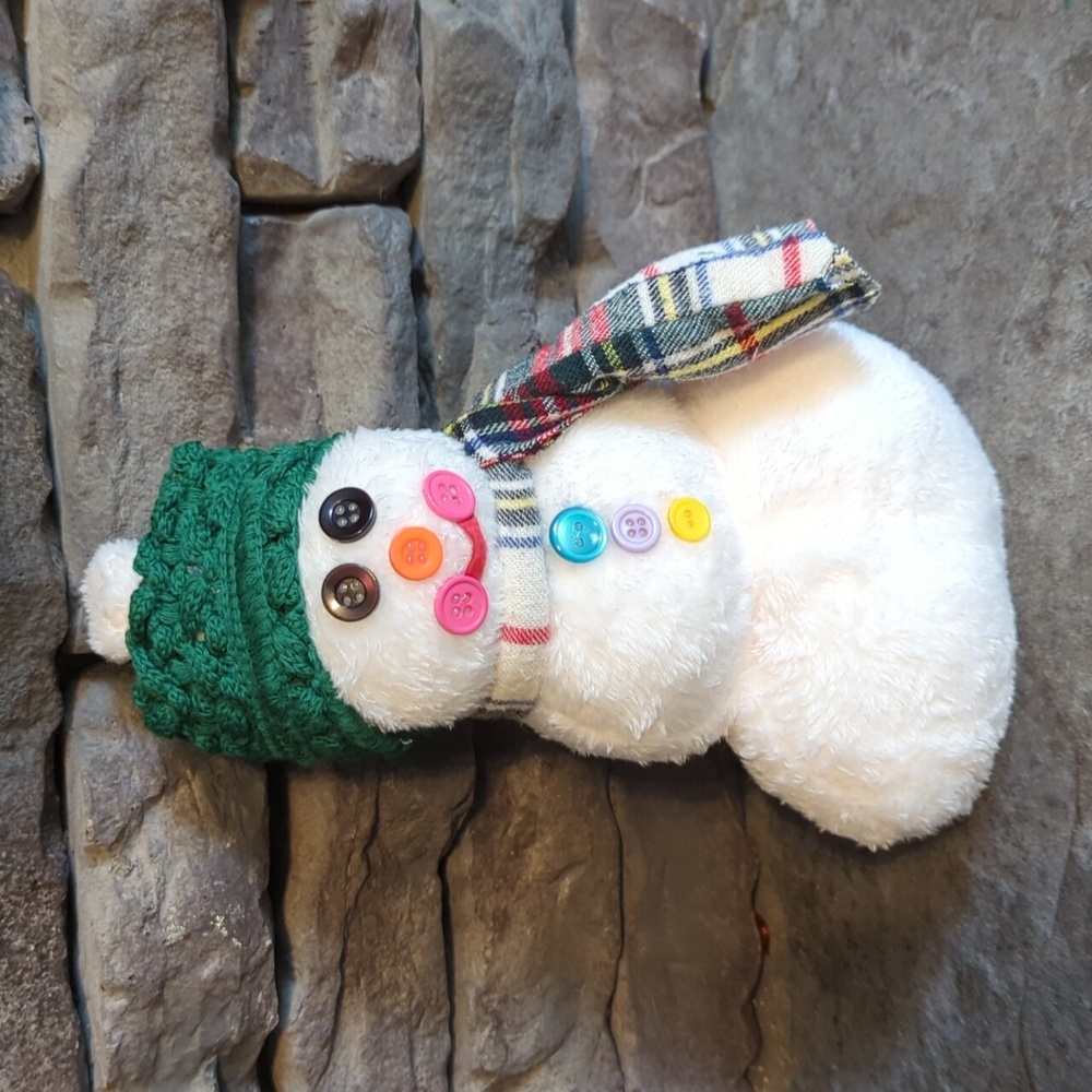 Hand Crafted Snowman about 8 inches tall - Picture 4 of 4